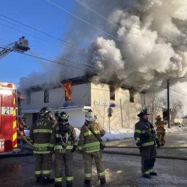 Fire destroys Middleton building once raided in stolen property investigation